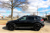 Used 2017 Nissan Rogue SV w/ Midnight Edition image 6