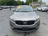 Used 2016 Kia Sorento LX w/ LX Convenience Package image 3