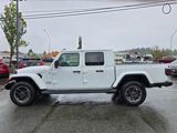 Used 2022 Jeep Gladiator Overland image 4