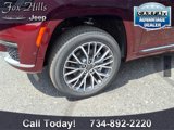 New 2025 Jeep Grand Cherokee L Summit image 5