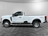 New 2025 Ford F450 XLT image 2