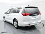 Used 2022 Chrysler Voyager LX image 6