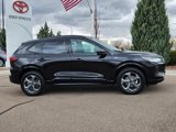 Used 2024 Ford Escape ST-Line image 2