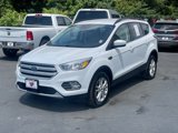 Used 2018 Ford Escape SE w/ Ford Safe & Smart Package image 3