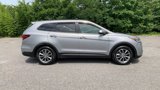 Used 2017 Hyundai Santa Fe SE image 4
