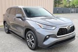 Used 2022 Toyota Highlander XLE image 5