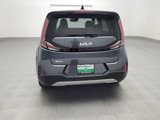 Used 2023 Kia Soul LX w/ LX Technology Package image 6