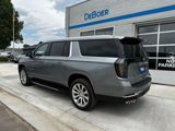 New 2025 Chevrolet Suburban Premier image 3