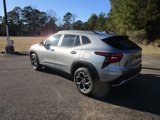 Used 2024 Chevrolet Trax LT w/ LT Convenience Package image 3