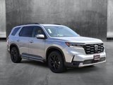 New 2025 Honda Pilot Touring image 3