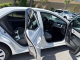 Used 2018 Toyota Corolla LE image 6