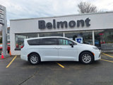 Used 2024 Chrysler Pacifica Touring-L image 2