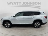 New 2025 Volkswagen Atlas SEL image 2
