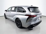 Certified 2025 Toyota Sienna XSE image 5