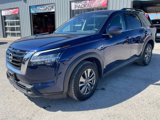 Used 2022 Nissan Pathfinder SV image 3