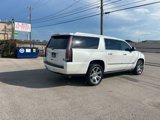 Used 2017 Cadillac Escalade ESV Premium Luxury image 4