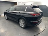 New 2025 Mitsubishi Outlander ES image 4