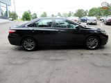 Used 2017 Toyota Camry SE image 6