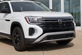 New 2025 Volkswagen Atlas Peak Edition SE image 3