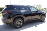 Used 2023 Nissan Rogue S image 4