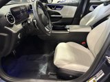 Used 2024 Mercedes-Benz C 300 Sedan image 3