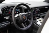 Used 2024 Porsche Panamera image 4