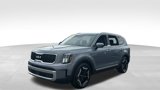 Used 2023 Kia Telluride EX w/ EX Captain's Chair Package image 3
