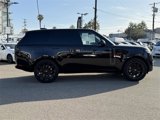 Used 2024 Land Rover Range Rover SE image 4