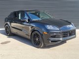 Used 2025 Porsche Cayenne E-Hybrid Coupe image 3