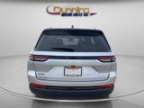 Used 2024 Jeep Grand Cherokee Altitude image 3
