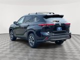 Used 2022 Toyota Highlander XLE image 5