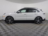 New 2025 Porsche Cayenne E-Hybrid image 2