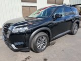 New 2025 Nissan Pathfinder SV w/ SV Premium Package image 3