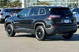 Used 2021 Jeep Cherokee Latitude w/ Mopar Interior Package image 6