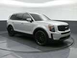 Used 2022 Kia Telluride EX w/ EX Premium Package image 3