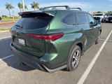 Used 2023 Toyota Highlander XLE image 5