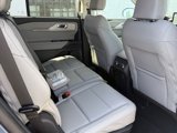 Used 2025 Ford Explorer Active w/ Active Comfort Package image 5