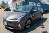 Used 2016 Toyota Prius Four Touring image 2