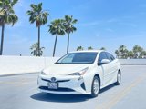 Used 2018 Toyota Prius image 2