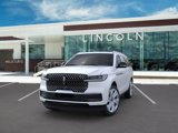 New 2025 Lincoln Navigator Reserve image 2