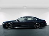 Used 2022 Mercedes-Benz S 500 4MATIC w/ AMG Line Package image 4
