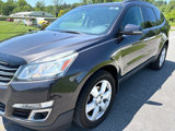 Used 2017 Chevrolet Traverse LT w/ Style and Technology Package image 3
