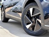 New 2025 Hyundai Ioniq 5 SEL image 2