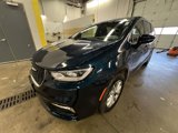 New 2025 Chrysler Pacifica Select image 4