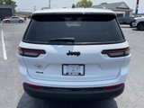 Used 2023 Jeep Grand Cherokee L Laredo image 6