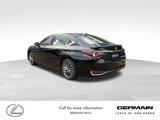 New 2025 Lexus ES 300h w/ Luxury Package image 3