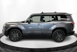 Used 2025 Lexus GX 550 image 2