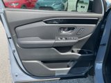 New 2025 Honda Pilot Touring image 4