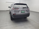 Used 2020 Jeep Cherokee Latitude Plus image 6