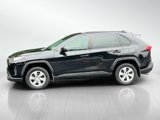 Used 2021 Toyota RAV4 LE image 5